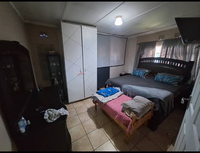 3 BEDROOM FREESTANDING FOR SALE IN VANDERBIJLPARK SE 1